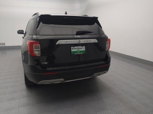 Used 2020 Ford Explorer XLT w/ Equipment Group 202A image 6