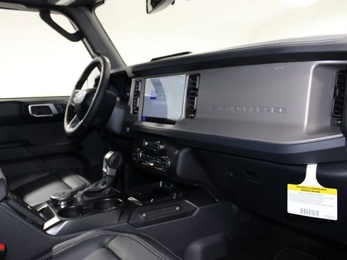 New 2026 Ford Bronco Outer Banks AWD/4WD image 28