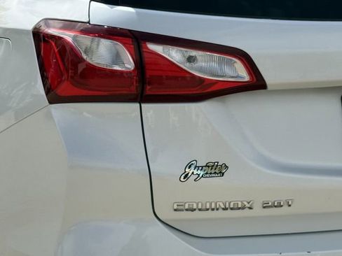 Used 2020 Chevrolet Equinox Premier image 7