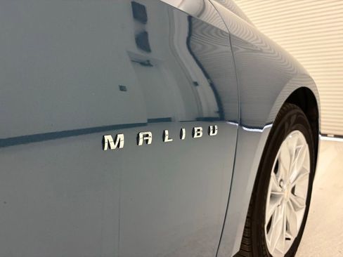 Used 2024 Chevrolet Malibu LT FWD image 21