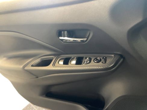 Certified 2023 Nissan Versa SV image 8