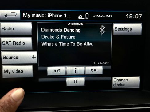 Used 2016 Jaguar F-TYPE S image 26