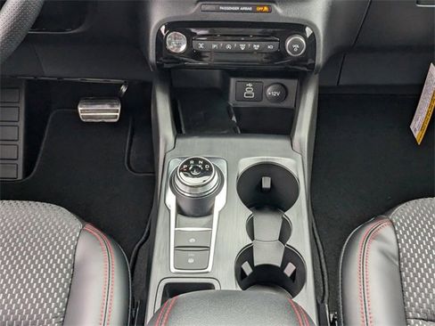 Used 2024 Ford Escape ST-Line Elite image 19