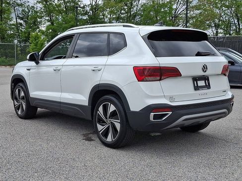 Used 2024 Volkswagen Taos SE AWD/4WD image 7
