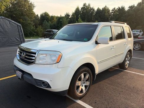 Used 2015 Honda Pilot Touring image 1