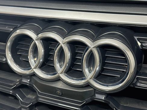 Certified 2023 Audi Q5 2.0T Premium Plus w/ Premium Plus Package AWD/4WD image 31