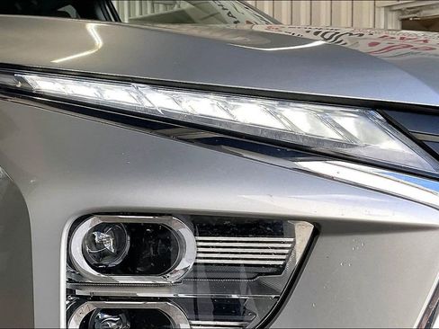 Used 2022 Mitsubishi Eclipse Cross SE image 25