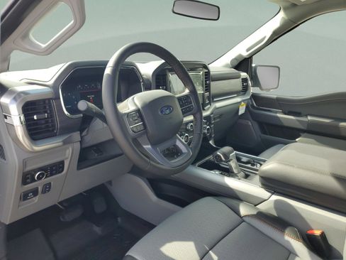 New 2025 Ford F150 Lariat w/ Equipment Group 501A Mid image 12