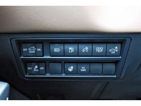 Used 2025 Toyota Tundra 1794 Edition image 19