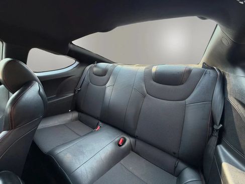 Used 2014 Hyundai Genesis 2.0T RWD image 19