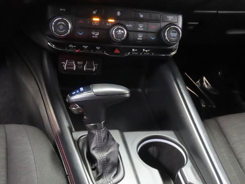 Used 2023 Dodge Durango GT AWD/4WD image 11