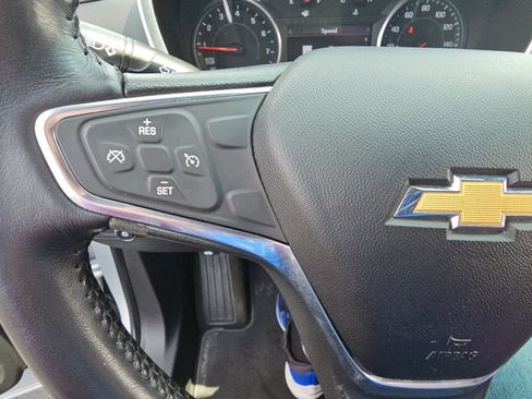 Used 2019 Chevrolet Equinox LT AWD/4WD image 11