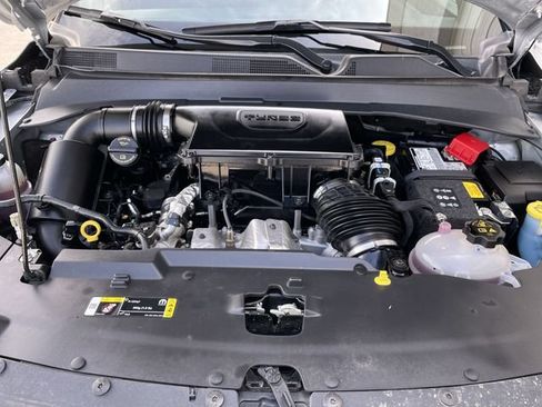 Used 2025 Jeep Compass Trailhawk AWD/4WD image 24