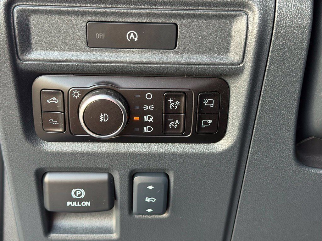 Used 2025 Ford F150 Raptor AWD/4WD image 39
