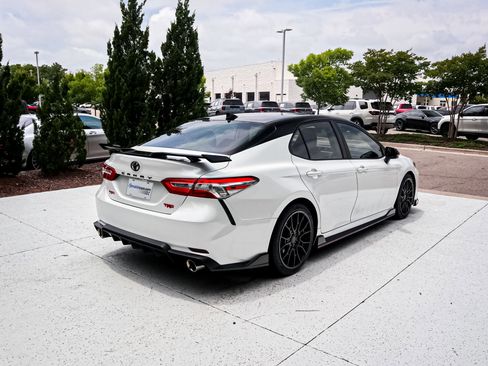 Used 2020 Toyota Camry TRD FWD image 11