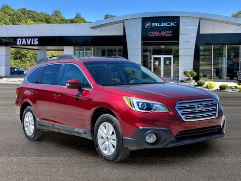 Used 2017 Subaru Outback 2.5i Premium AWD/4WD image 1