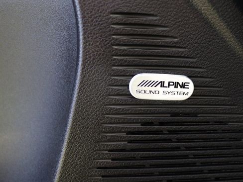 Used 2023 Dodge Challenger R/T image 11