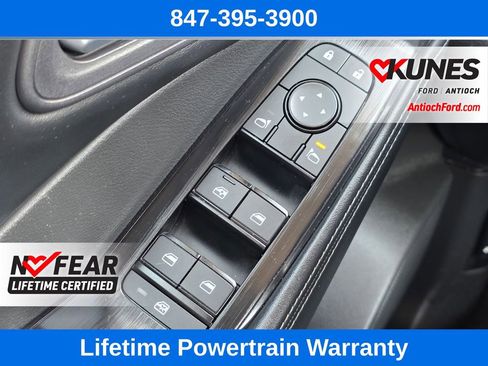 Used 2025 Nissan Rogue SV image 41