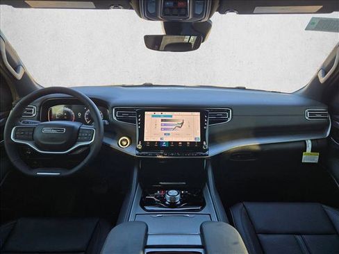 Used 2026 Jeep Grand Wagoneer Limited w/ Premium Group II image 15