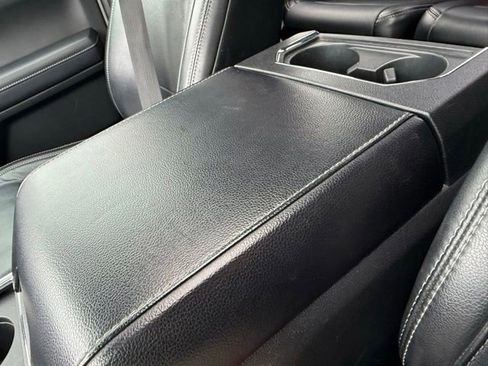 Used 2019 Ford F250 Lariat w/ Lariat Ultimate Package AWD/4WD image 32