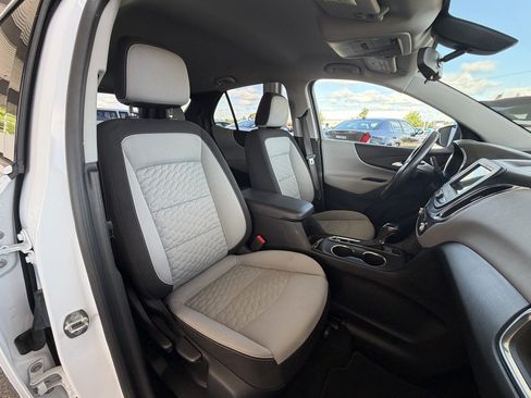Used 2019 Chevrolet Equinox LT AWD/4WD image 28