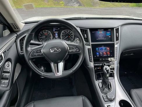 Used 2022 INFINITI Q50 Luxe w/ Cargo Package AWD/4WD image 16