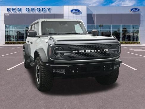 Used 2023 Ford Bronco Badlands AWD/4WD image 4