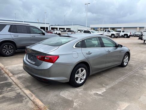 Used 2024 Chevrolet Malibu LT FWD image 5