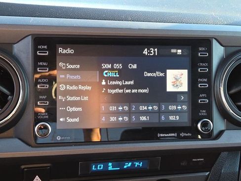 Used 2023 Toyota Tacoma TRD Off-Road image 17