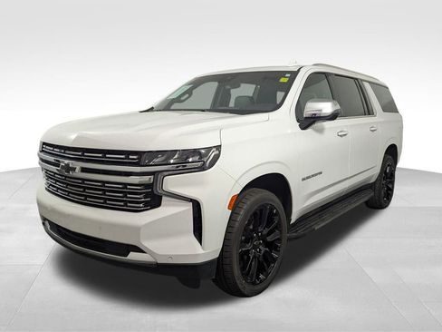 Used 2023 Chevrolet Suburban Premier image 42