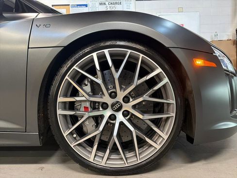 Used 2017 Audi R8 V10 plus image 26