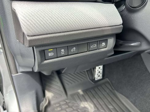 New 2026 Toyota Camry SE w/ Convenience Package FWD image 16