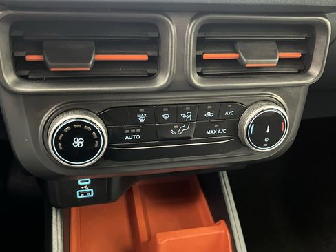 Used 2024 Ford Maverick XLT w/ Equipment Group 300A Standard image 17