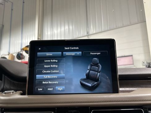 Used 2020 Lincoln Aviator Reserve w/ Equipment Group 201A AWD/4WD image 21