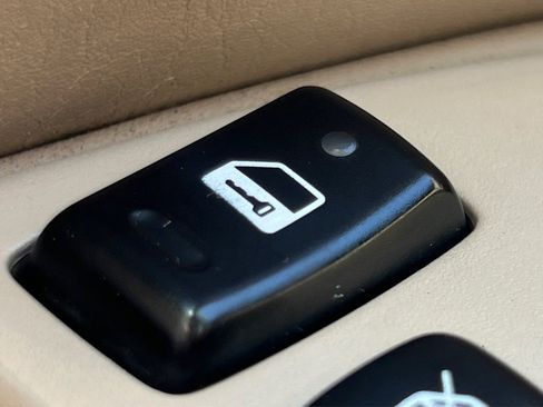 Used 2003 Lexus ES 330 image 36