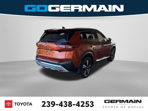 Used 2022 Nissan Rogue Platinum w/ Head-Up Display Package image 10