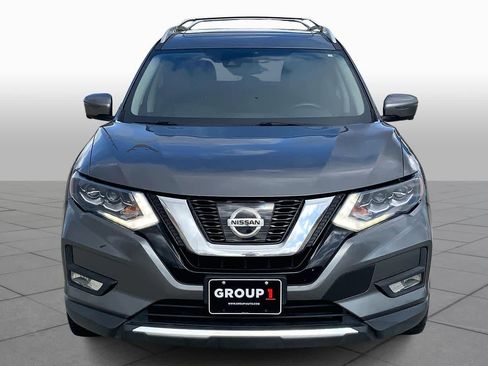 Used 2017 Nissan Rogue SL w/ SL Premium Package image 4