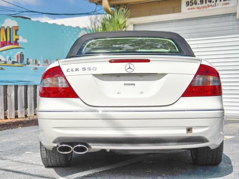 Used 2008 Mercedes-Benz CLK 550 Cabriolet image 25