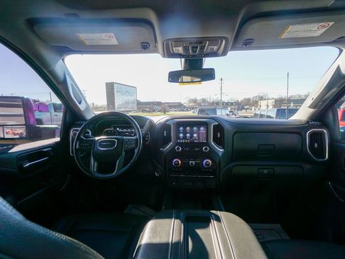 Used 2022 GMC Sierra 3500 Denali image 14