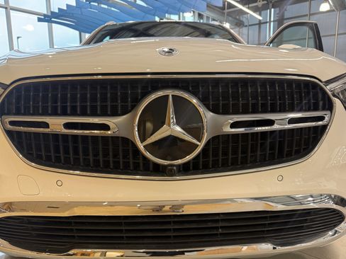 Certified 2026 Mercedes-Benz GLC 300 4MATIC image 23
