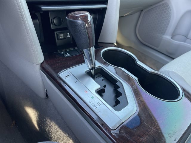 Used 2012 Toyota Camry XLE FWD image 20