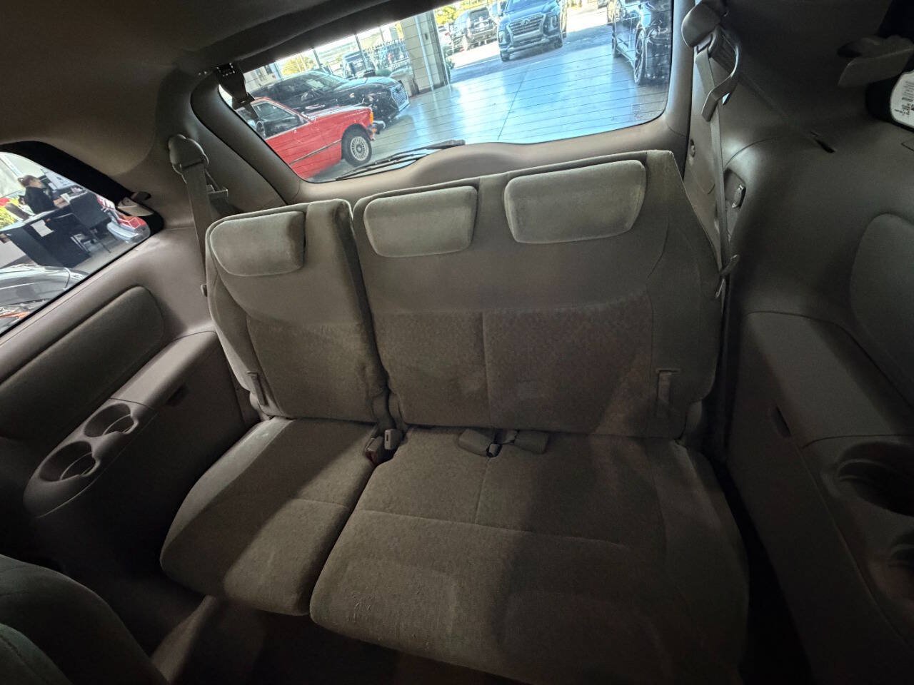 Used 2005 Toyota Sienna CE FWD image 12