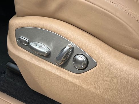 New 2026 Porsche Macan image 33