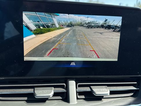 New 2026 Chevrolet Trax ACTIV FWD image 16