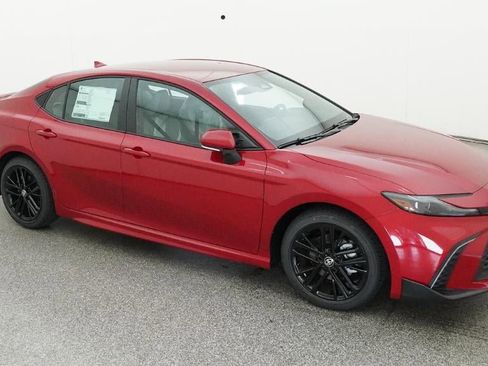 New 2026 Toyota Camry SE FWD image 12