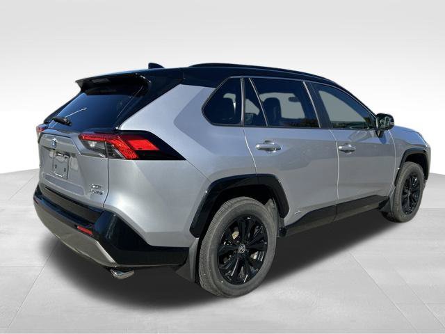 Used 2023 Toyota RAV4 XSE AWD/4WD image 5