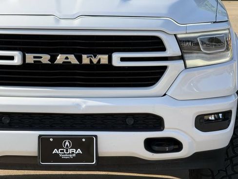 Used 2020 RAM 1500 Laramie w/ Sport Appearance Package AWD/4WD image 10