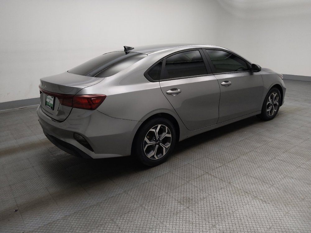 Used 2024 Kia Forte LXS w/ LXS Technology Package FWD image 10