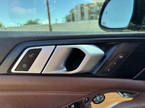 Used 2019 BMW X5 xDrive40i image 12