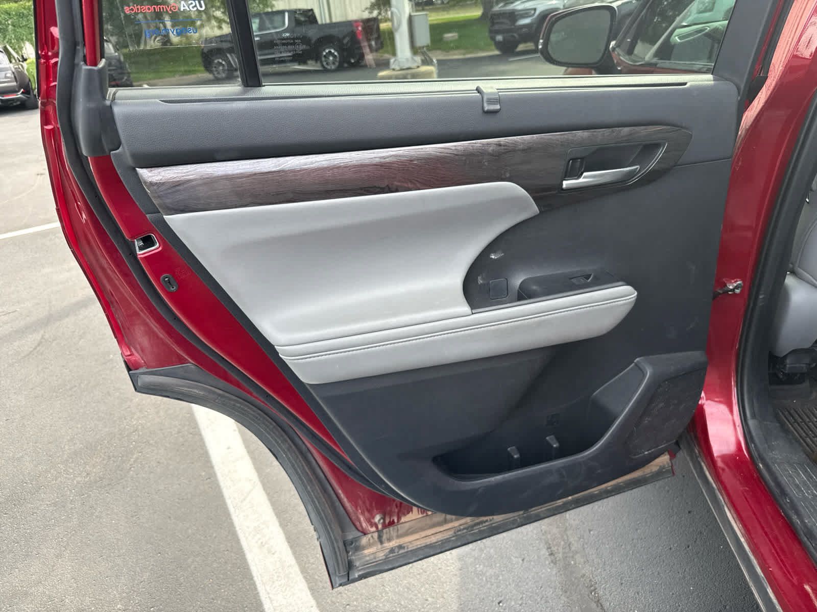 Used 2021 Toyota Highlander Limited AWD/4WD image 13